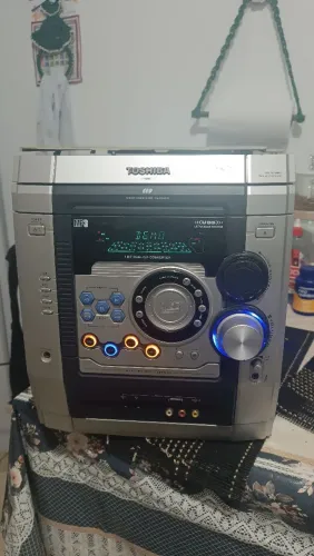 Mini System Toshiba com defeito