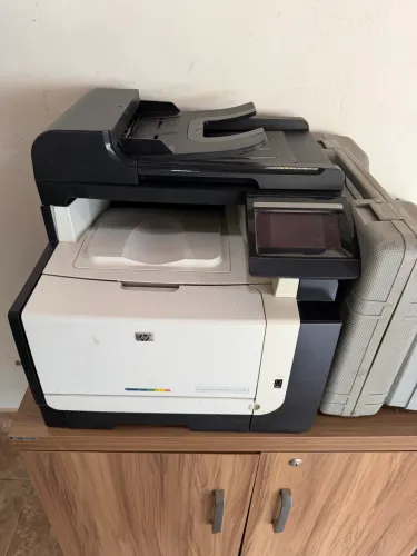 Impressora Multifuncional Laser Color HP CM1415fn