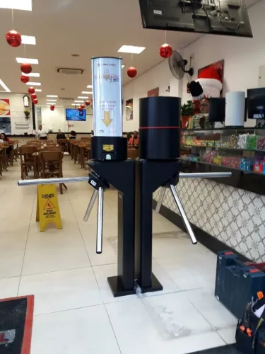 Atenção academias e estabelecimentos: Super catracas modernas para seu negócio!!