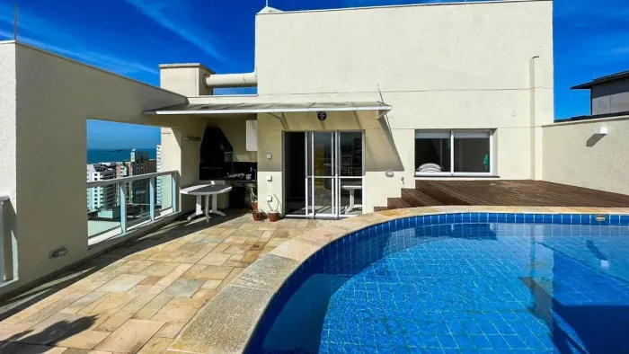 Cobertura Duplex A VENDA na praia das Astúrias, Guarujá, vista mar.
