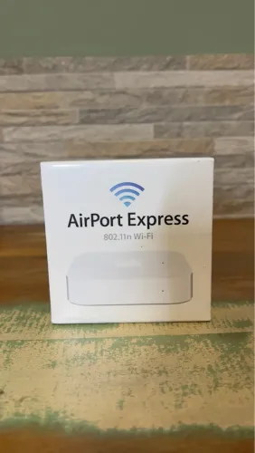 Airport Express - Roteador Wi-Fi Apple