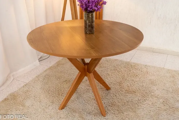 Mesa de Jantar Tampo Redondo 108×108  Madeira Maciça Produto Novo 