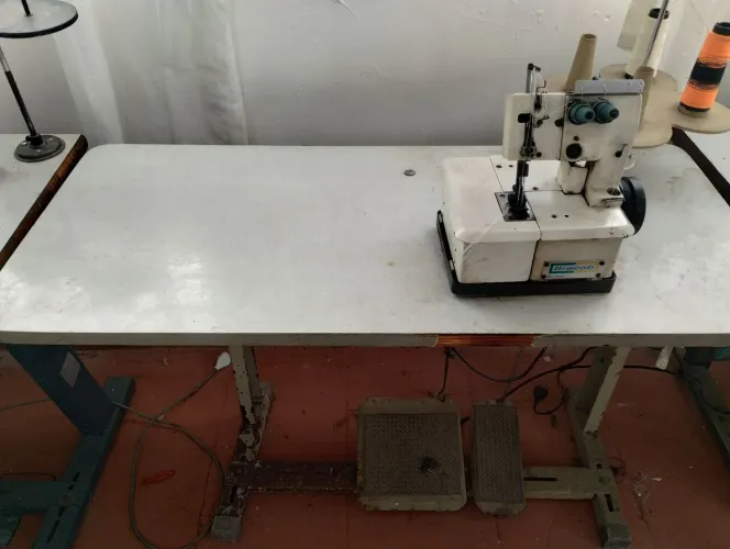 Máquina de costura