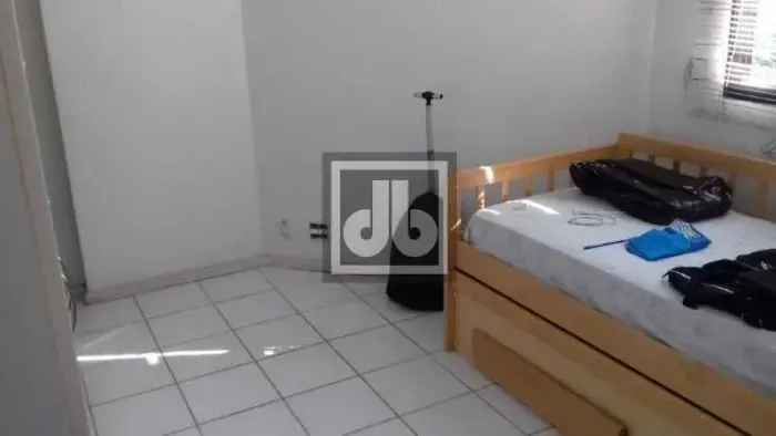 Cobertura - Freguesia - Rua Comandante Rúbens Silva - 3 quartos (2 Suítes) - 2 Vagas - 200