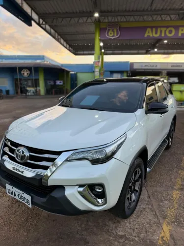 Toyota Hilux SW4 SRX Diamo. 4X4 2.8 TB DIE AUT 2019