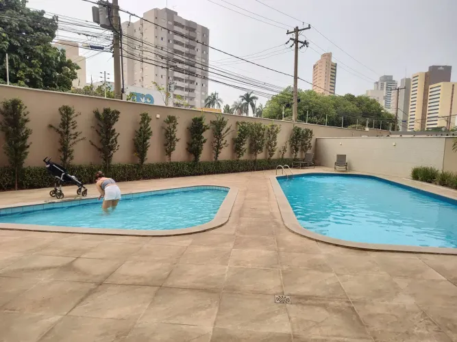 Apto 30m av CPA excelente localização.