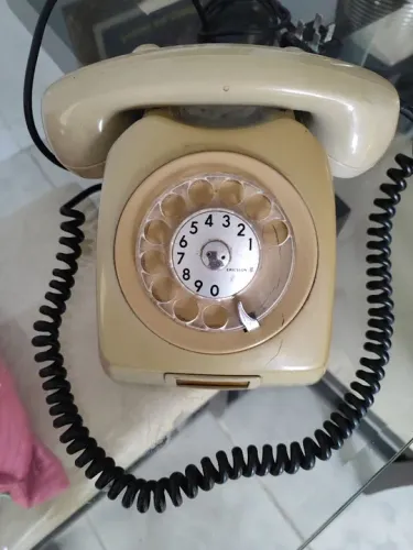 Telefone antigo