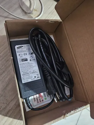 Carregador Para Notebook Samsung Np350xaa Kd1br Kd2br Kd3br