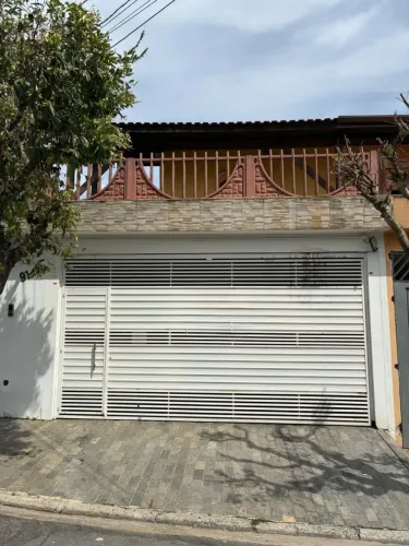 Sobrado simples a venda no Guará DF 