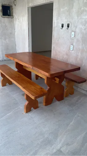 Mesa Rústica de Jaqueira