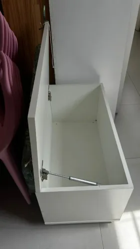  Banco Baú Branco 1,20m - MDF Reforçado com Almofada Aguacblock!
