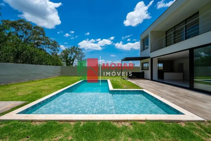 Casa à Venda no Condomínio Arboretum Vinhedo/SP 330m² 4 suítes área gourmet piscina e saun