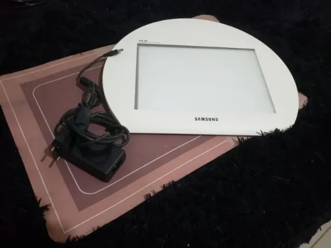 Apresentador digital SAMSUNG Light Box SLB-80, para uso em apresentação visual UF-80