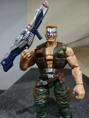 Nuke Marvel Legends (completo)