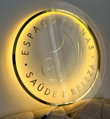 Placa Letreiro Logo Com Led Neon Acrílico 40x40cm
