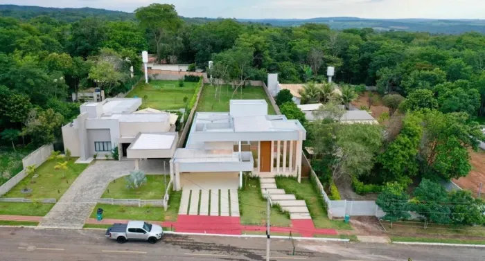Vendo Casa Térrea nova No condomínio de chácara Villa Verde Senador Canedo