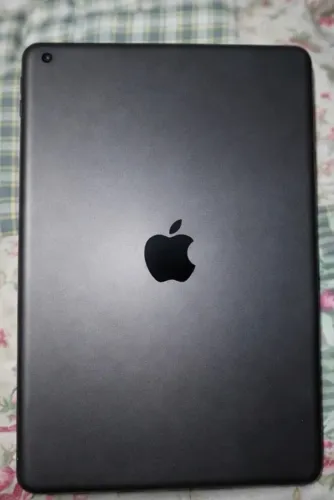 iPad 7 geração 2019 usado 