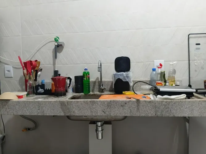 Vendo Pia de cozinha mármore