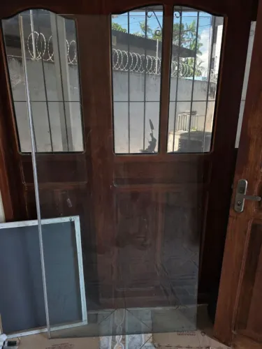 Porta de Vidro à Venda - Excelente Oportunidade!
