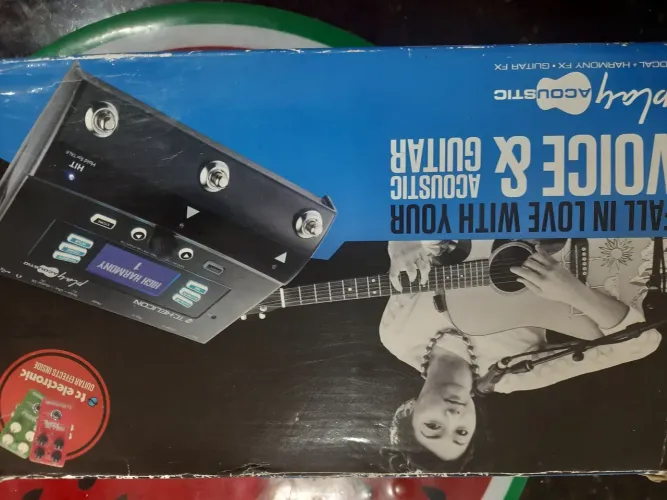 TC HELICON PLAY ACOUSTIC 