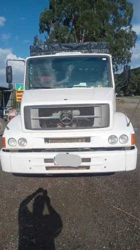 Mb 1620 truck no chassi. Ano 2009. 