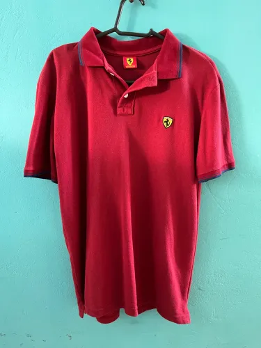 Camiseta polo Ferrari