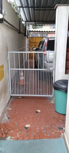 Porta de ferro