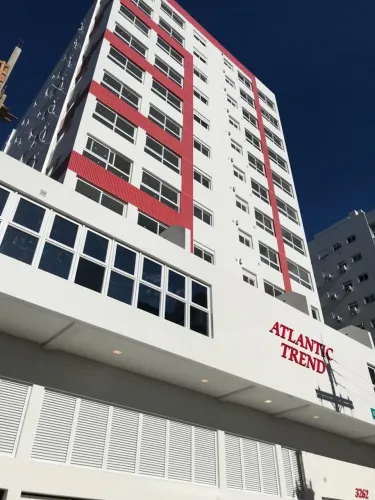 Apartamento à venda em Capão da Canoa, Edifício Atlantic Trend, com lavabo, churrasqueira 
