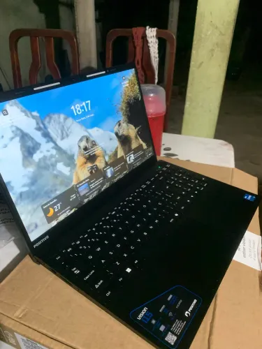 Vende-se notebook semi novo!!