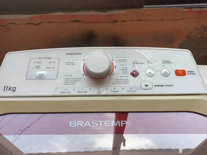 MÁQUINA  DE LAVAR BRASTEMP