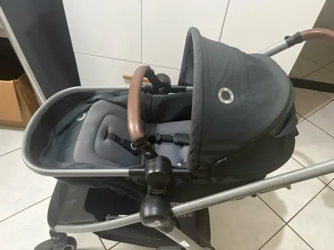 Carrinho Max cossi Ana 2 (venda com ou sem bebê conforto)