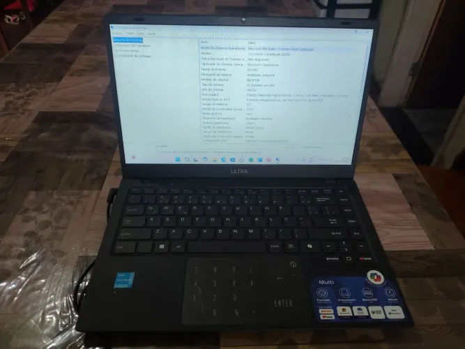 Notebook Multilaser ultra 128hd 4ram 6m de uso