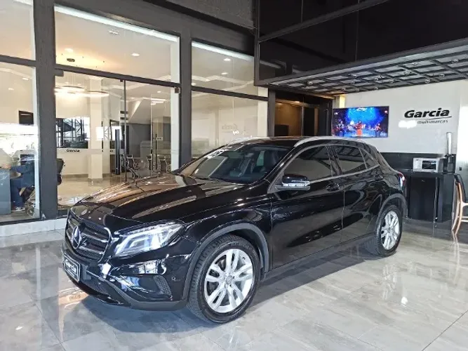 Mercedes-Benz GLA 200 Adv. 1.6/1.6 TB 16V Flex Aut. 2015