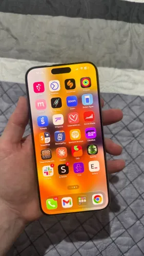 iPhone 15 Pro Max 256GB Titânio - Conservadíssimo, Sempre com Capinha e Película
