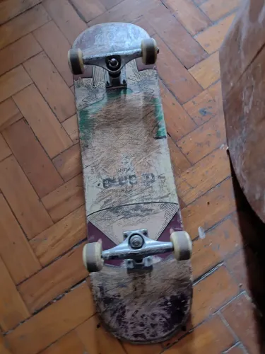 Skate completo, eixo gringo, saúde gringo, 8.5