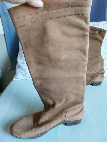Vendo bota masculina cor marrom
