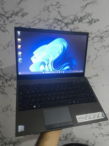 Notebook vaio core i3 de 8°ger. + 256gb SSD + 8gb ram seminovo!