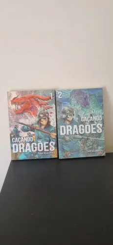 Mangá Caçando Dragões, vols. 1 ao 3