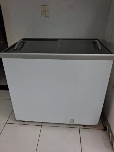 Freezer Esmaltec
