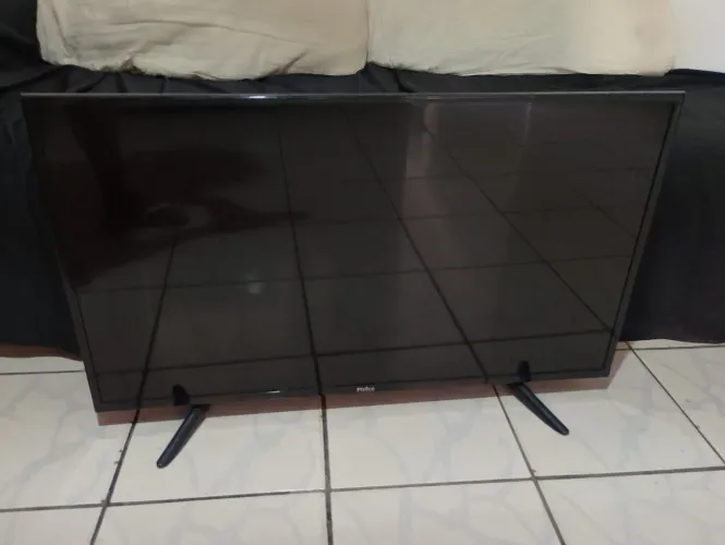 Tv para retirada de peças