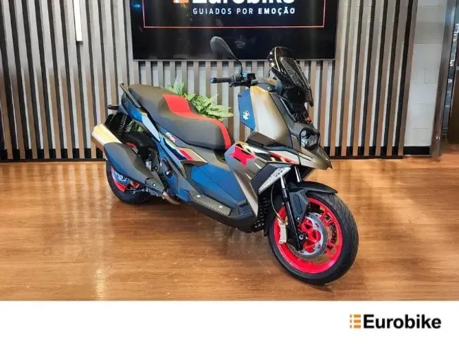 BMW C 400 X PLUS MARROM 25/25 GASOLINA MARROM 2025/2025