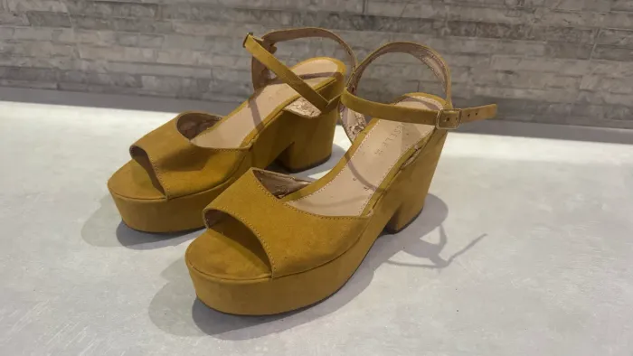 Sandália linda mulher COSTAN 38 linda confot Plus calça bem