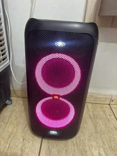 Vendo essa JBL Partybox