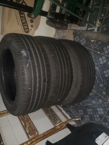  04 Pneus   veiculo Aro 16 Cinturato   P7 KS 205/55- R16 - 91 H, Protetor de Borda. 