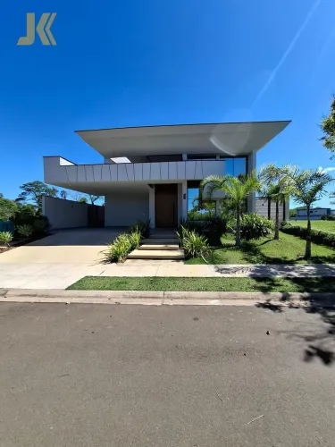 Casa à venda em Jaguariúna, Bairro Tamboré (Jaguariúna), com 3 suítes, com 242 m²
