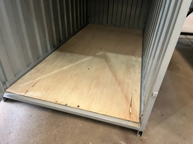 Container