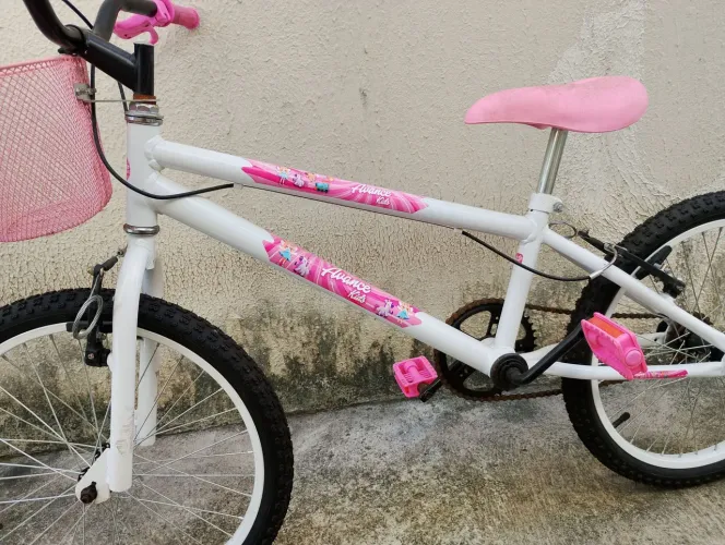 Bicicleta feminina aro 20