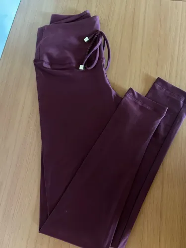 kit fitness sarado camiseta top legging