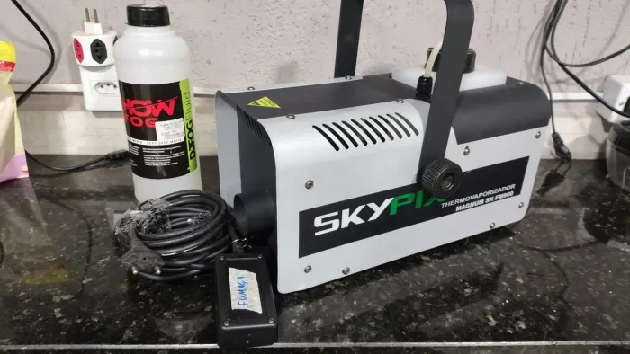 Máquina de fumaça SKY PIX