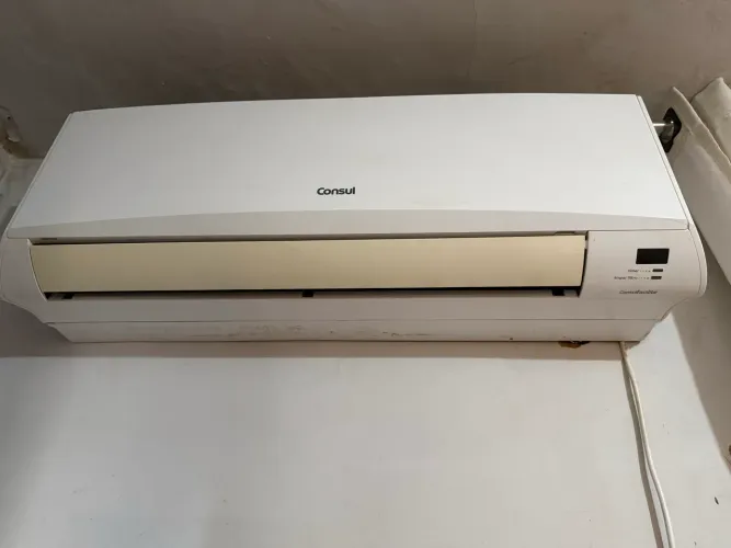 Ar-Condicionado Consul 18.000 BTUs R410A - Usado